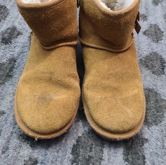 Ugg Koolaburra Tan Bow Ankle Booties sz 6.5 - Picture 5 of 15